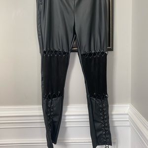 Maniere de Voir Faux Leather Leggings